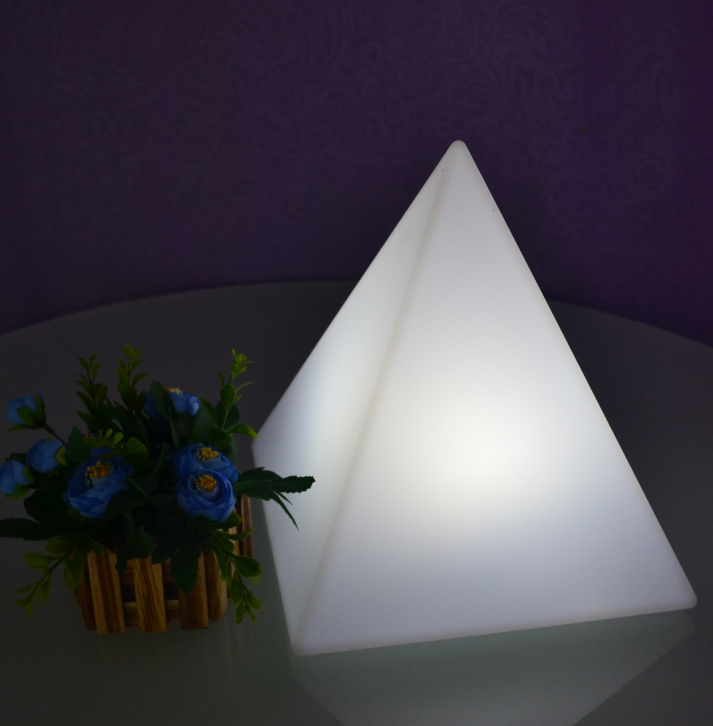 colors change Cone-shape LED Decorative Light